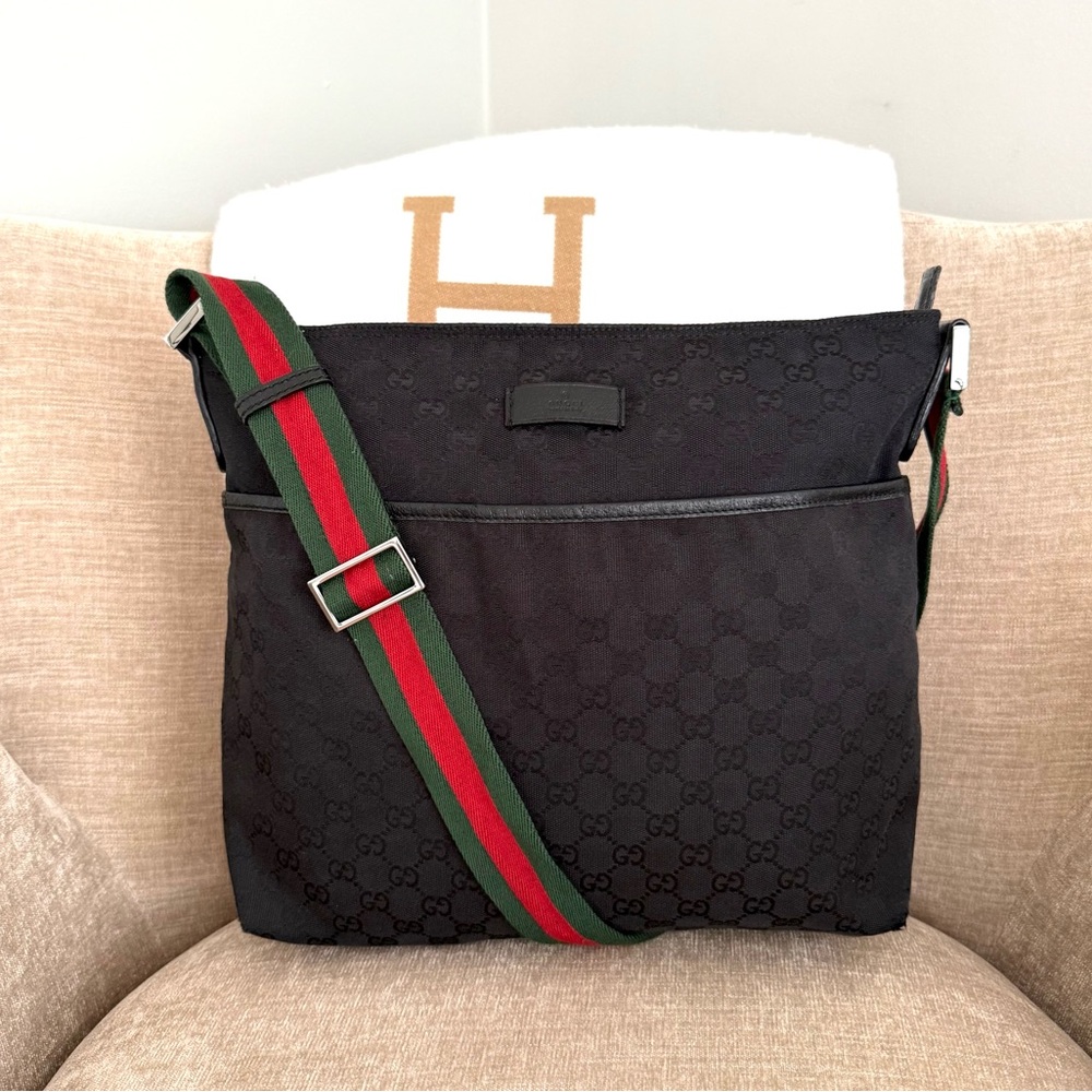 Gucci authentic black monogram canvas crossbody Messanger bag red green ribbon - Picture 2 of 16